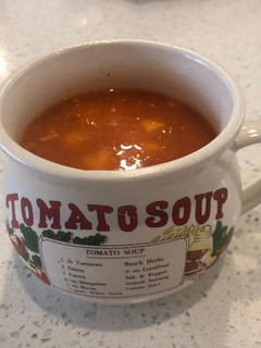 Una foto de Sopa de tomates naturales