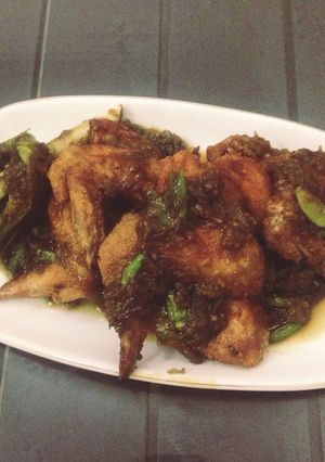 Foto resep Ayam crispy sambal hijau gelap