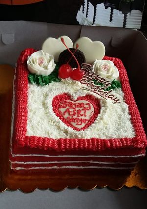 Foto resep Red velvet Ultah lembuttt banget😋😍