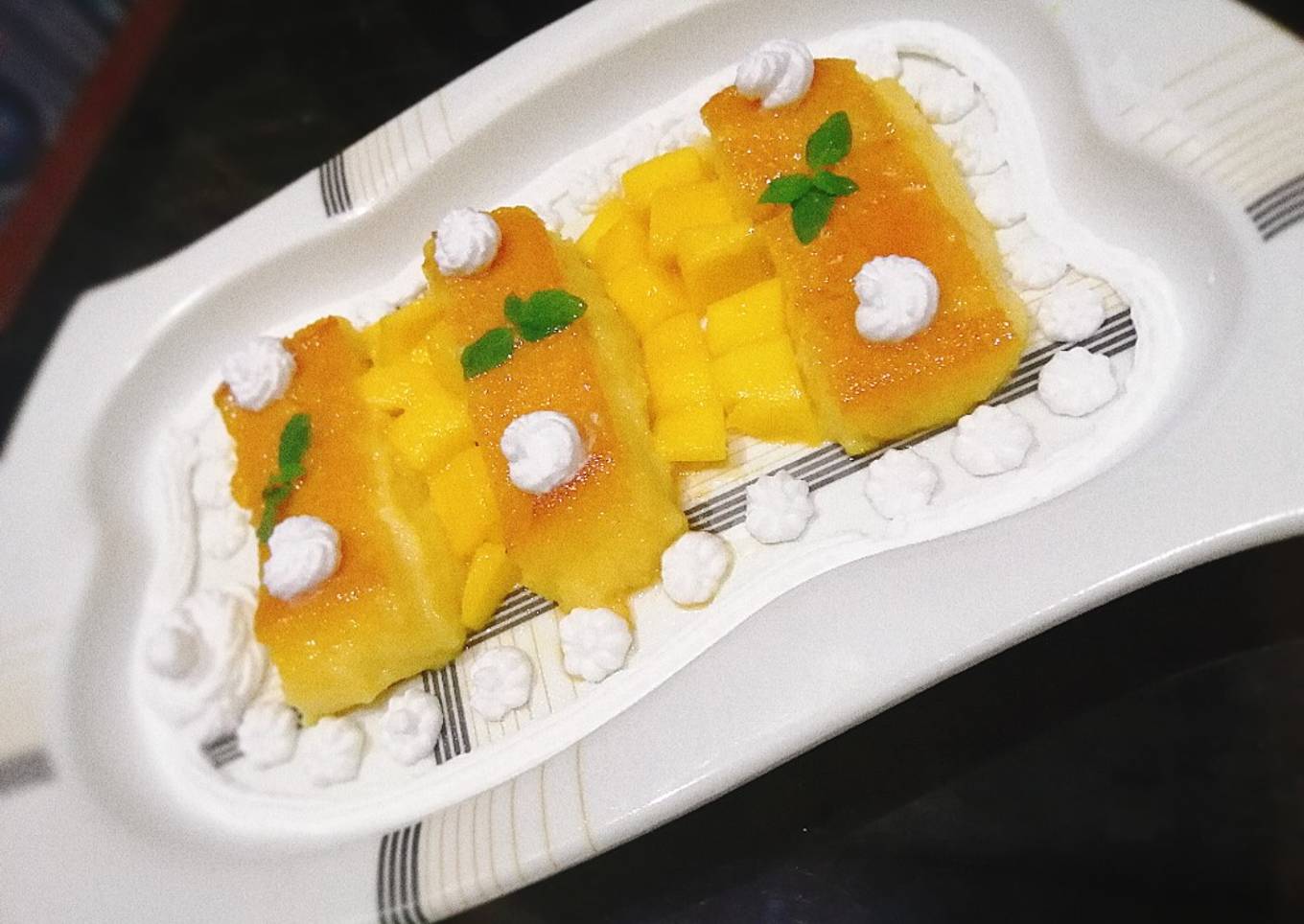 Caramel mango custard pudding🥭