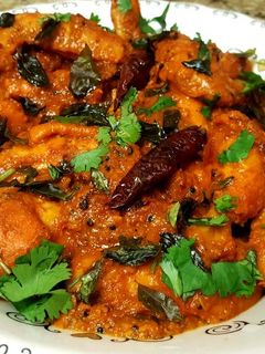 চিকেন চেট্টিনাড রেসিপির প্রধান ছবি