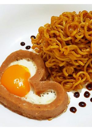 Foto resep Indomie Telur Sosis - Kreasi Breakfast Low Budget