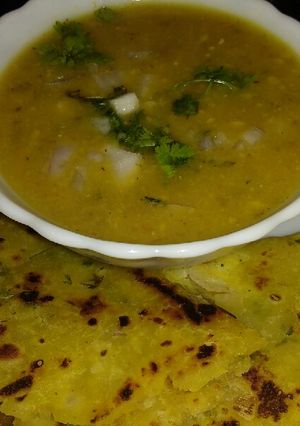 A picture of Dodaa with tridali Dal.