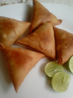 A picture of Mince meat samosa.