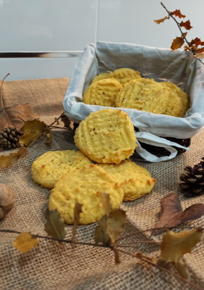 Una foto de Mini bizcochitos de calabaza 🎃 con harina de arroz 🍚