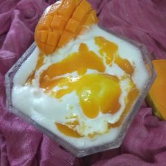A picture of Vanilla Mango Sundae No Cooking.