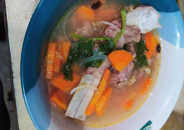 Langkah Mudah Menyiapkan Sup Iga Sederhana Bikin Manjain Lidah