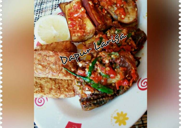 Resep Ayam Penyet oleh Lauralala - Cookpad