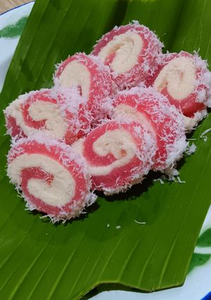 Foto resep Singkong gulung merah putih