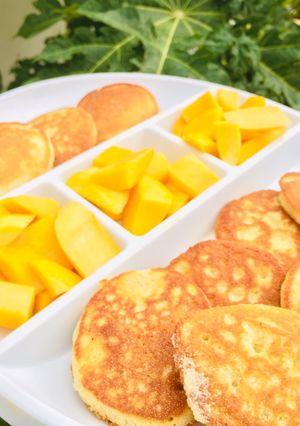 A picture of Pooray with Mango.