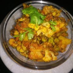 A picture of Gobi Aloo Matar ki Sabzi / cauliflower,potato,pea veg.