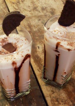 A picture of Chocolate milkshake.
