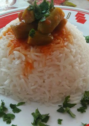 صورة لوصفة رز ابيض مع باميه