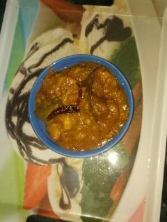 आलू परवल की सब्जी (aloo parwal ki sabzi recipe in Hindi) रेसिपी मुख्य फोटो