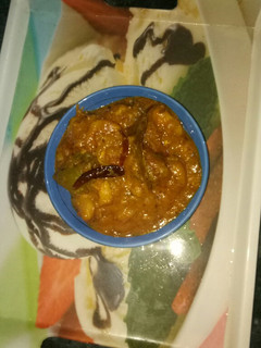 आलू परवल की सब्जी (aloo parwal ki sabzi recipe in Hindi) रेसिपी मुख्य फोटो