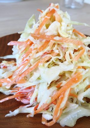 A picture of Coleslaw salad.
