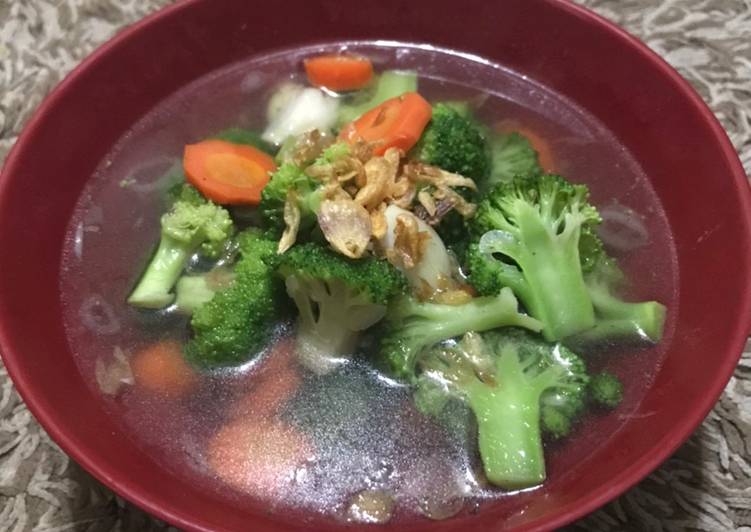 Resep Sup Brokoli Wortel simple oleh lara4liwa®️ - Cookpad