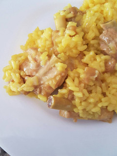 Una foto de Costillas de cerdo saladas con arroz