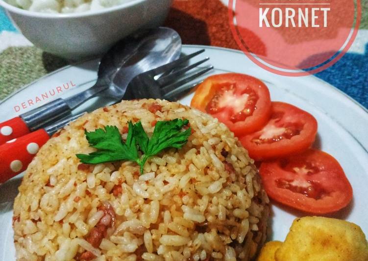 Cara Memasak Nasi Goreng Kornet Untuk Pemula!