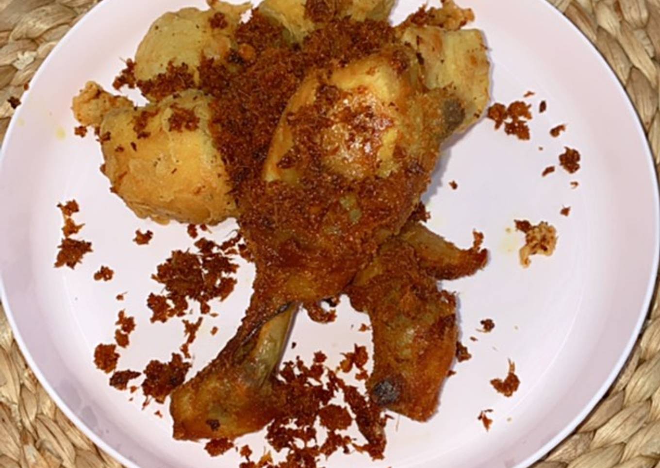 Ayam goreng lengkuas