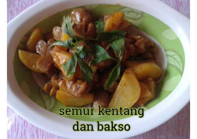 Resep Semur Kentang Dan Bakso Sederhana Oleh Heny Widihartati Cookpad