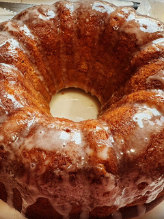 A picture of Banana Pound Cake.