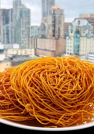 સ્પાઇસી સેવ (Spicy Sev Recipe In Gujarati) રેસીપી મુખ્ય ફોટો