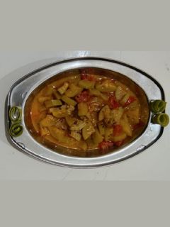 દૂધી બટાકા નું શાક (Dudhi Bataka Shak Recipe In Gujarati) રેસીપી મુખ્ય ફોટો