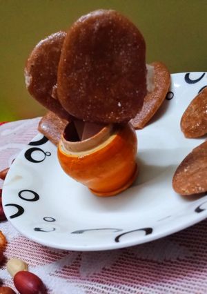বাদাম টফি(Badam toffie recipe in bengali) রেসিপির প্রধান ছবি