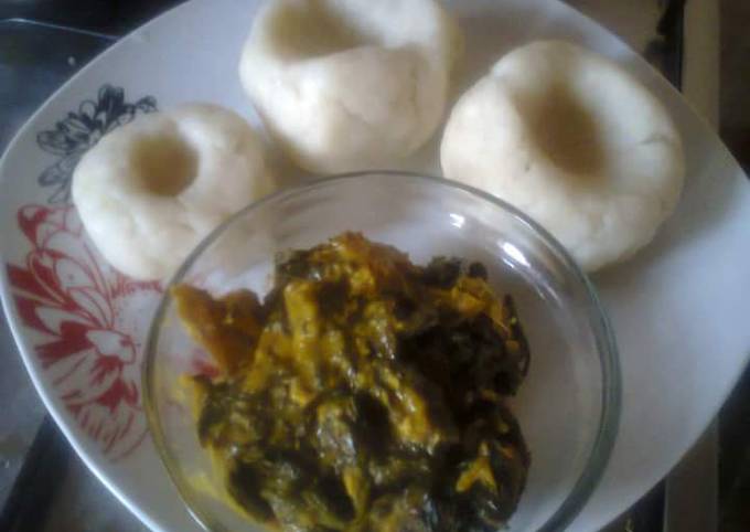 Bitterleaf Soup and pounded yam
