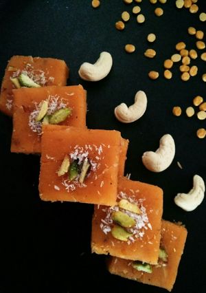 A picture of Chana Dal Barfi.