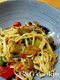 Yaki Udon Stir Fry με λαχανικά και μπέικον C&G
