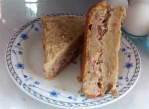Una foto de Pastel de Carnes frías