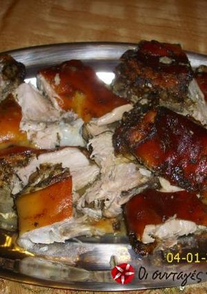 A picture of Christmas roast suckling pig.