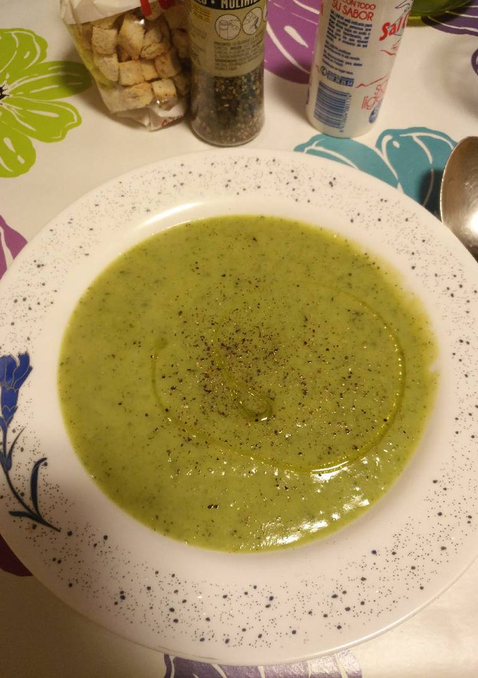 Una foto de Crema de calabacín