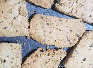 Una foto de Galletas saladas de orégano y semillas