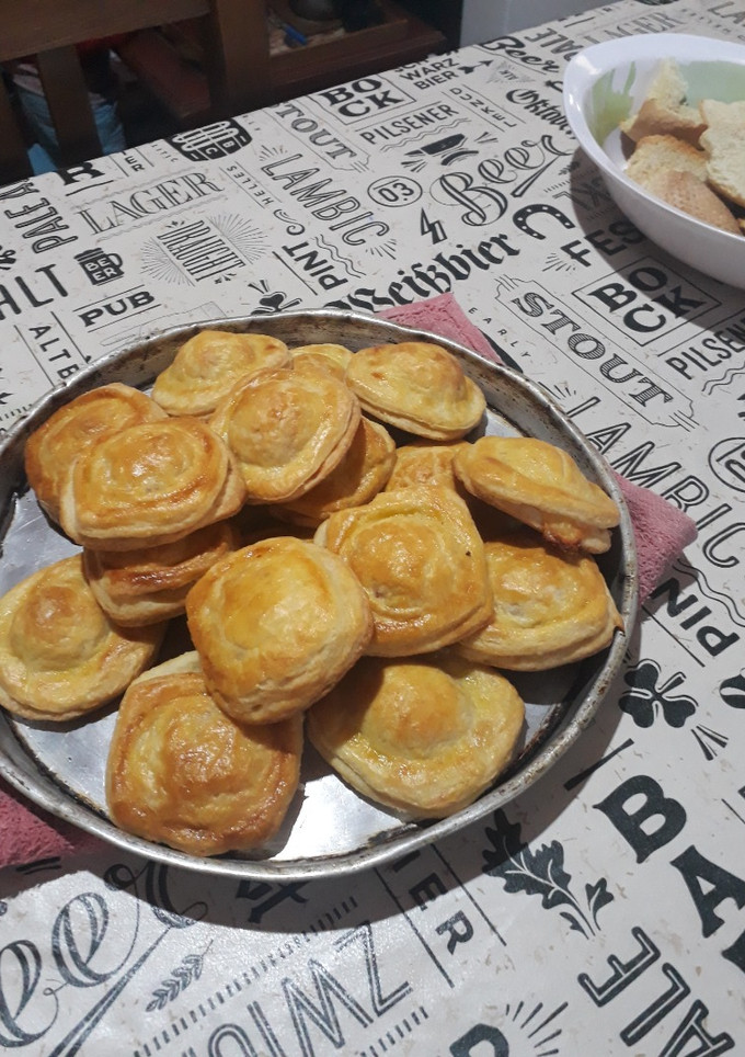 Una foto de Masa para empanada de hojaldre fácil