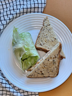 Una foto de Sándwich de pollo 2 versiones