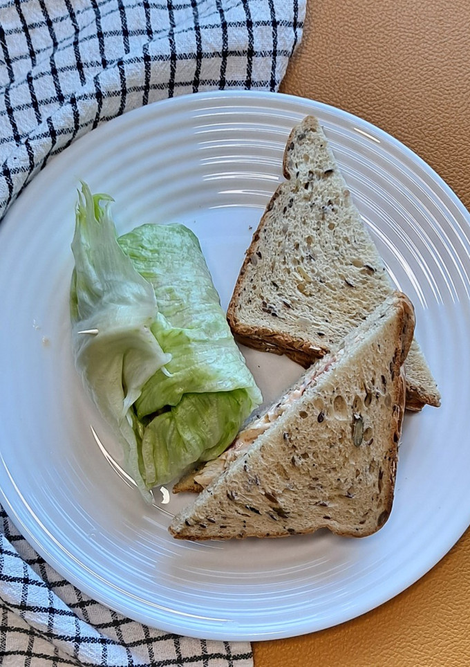 Una foto de Sándwich de pollo 2 versiones