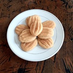 A picture of Danish cookies 🫓🫓.