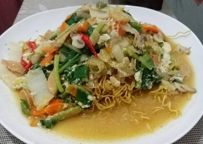 Wajib coba! Bagaimana cara memasak Indomie kriuk banjir sayuran  gurih