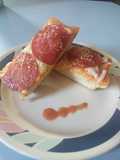 Garlic bread pizza
