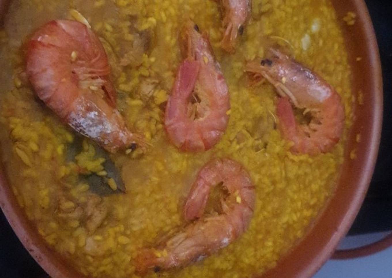 Arroz con pollo y almejas