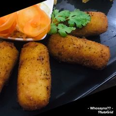 A picture of Whosayna’s Croquettes.