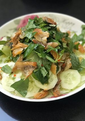 Hình của món Gỏi cá đù trộn dưa leo.
