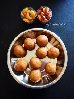 வேர் கடலை உருண்டை (Verkadalai urundai recipe in tamil) செய்முறை முக்கிய புகைப்படம்