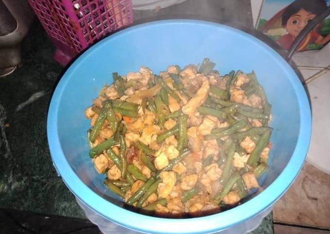 Resep Tumis Kacang Panjang+Tempe+Tahu+Telur Pedas Manis oleh Mei Andani