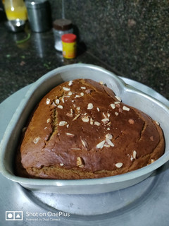 बनाना केक (Banana cake recipe in hindi) रेसिपी मुख्य फोटो