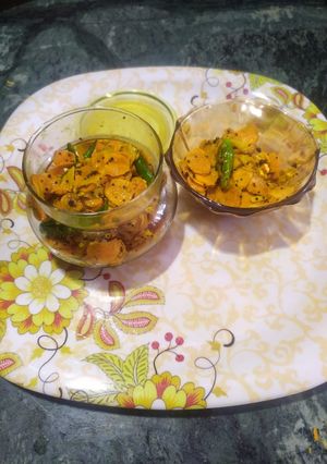 A picture of Fresh/Raw Haldi Pickle.