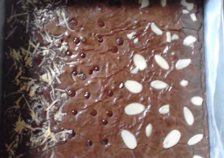 Brownies panggang 3 toping